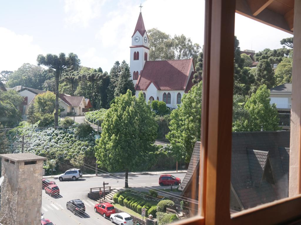 Otima Localizacao E Vista Da Cidade Gramado Exterior foto